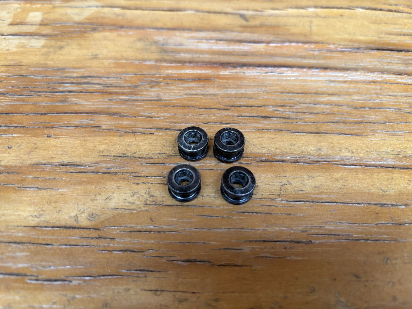 Crank bolts set of 4 7.5mm diameter X 5mm long