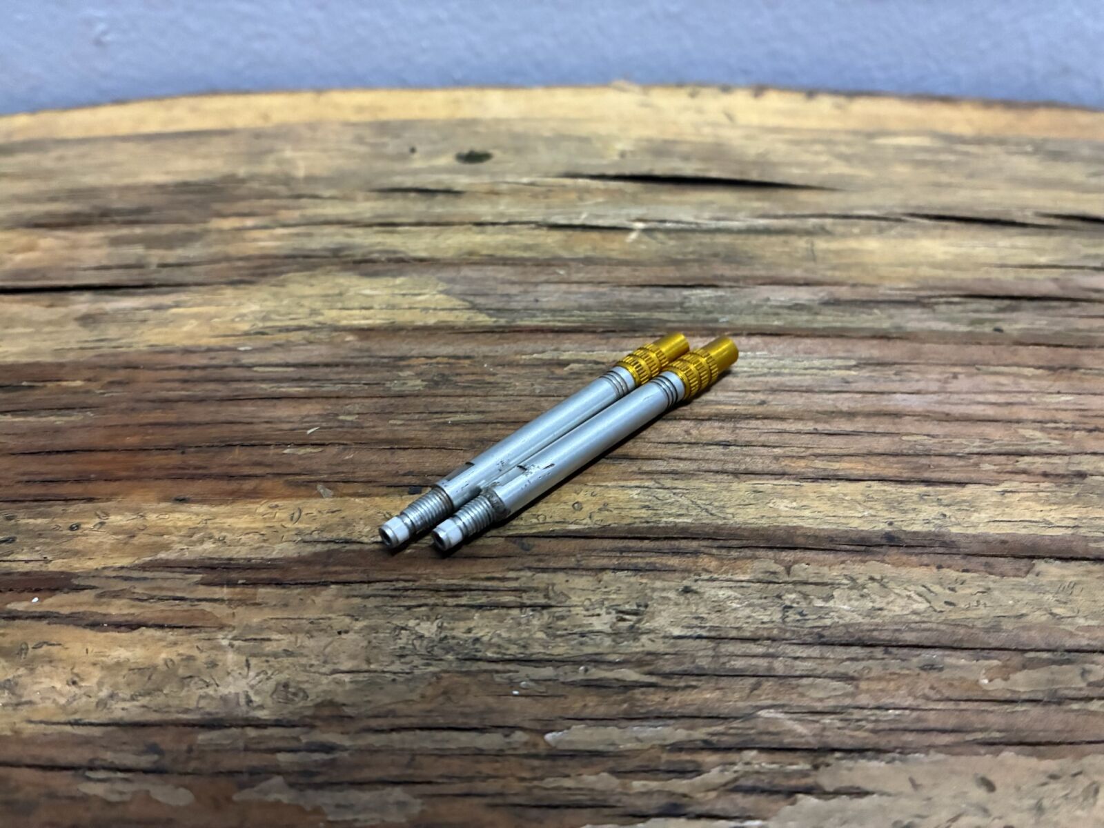 Valve Extensions | Set of 2 | 40mm | Gold caps