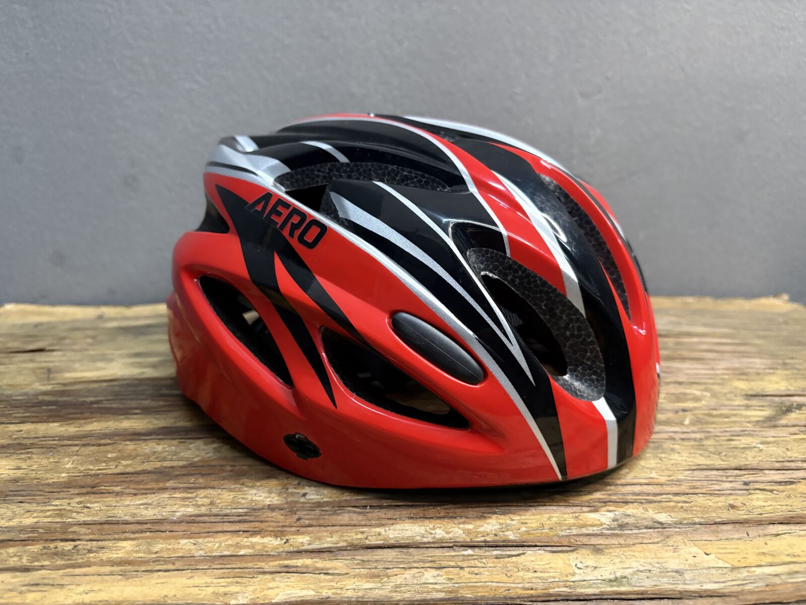 Aero Red Helmet | Large