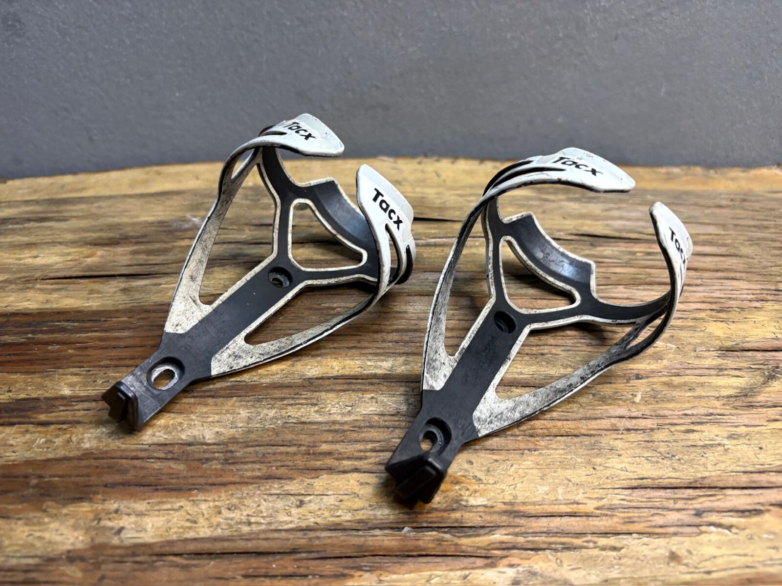 Tacx White cages