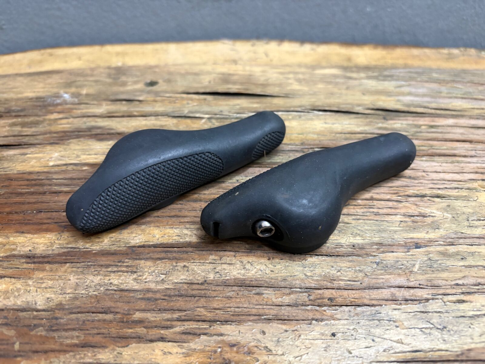 Bar end | Short Black