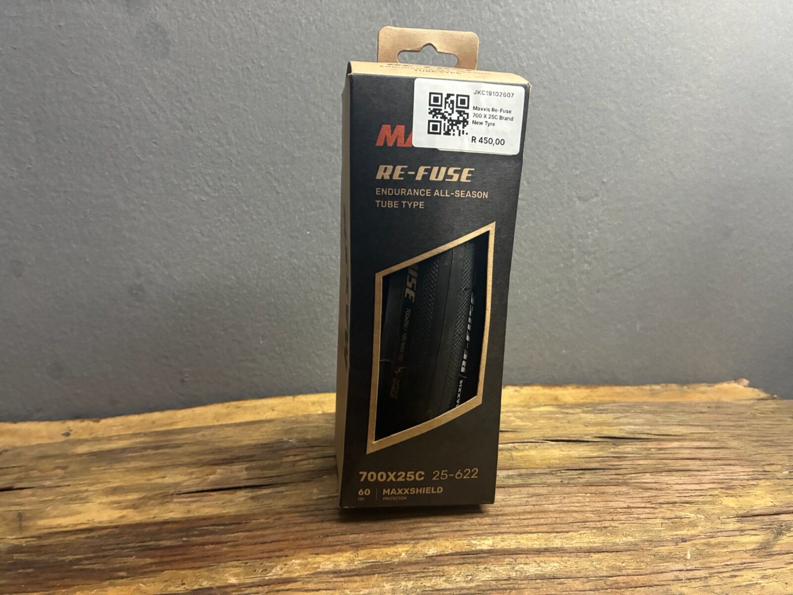 Maxxis Re-Fuse 700 X 25C Brand New Tyre