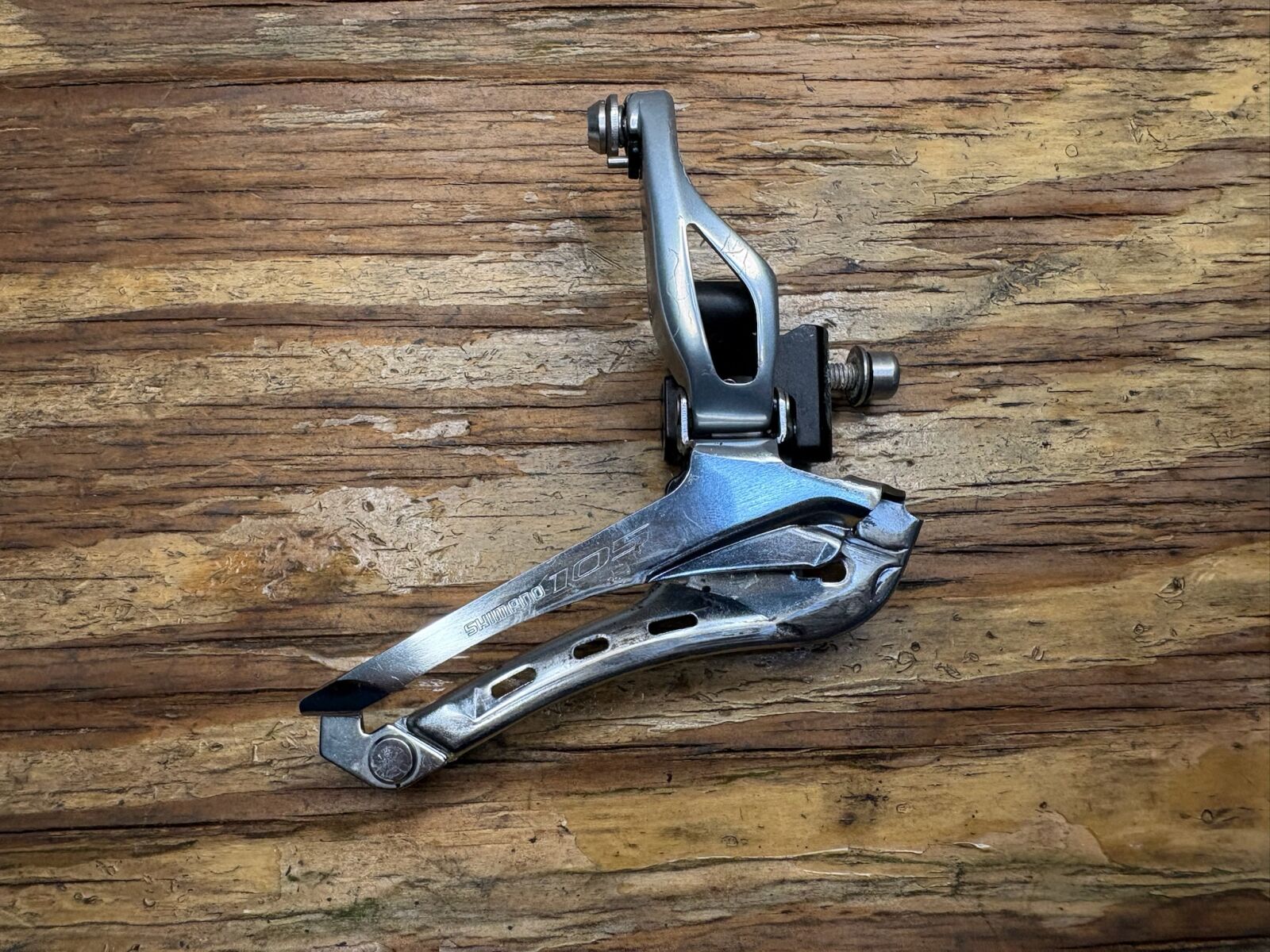 Shimano 105 Front Derailleur | 5800