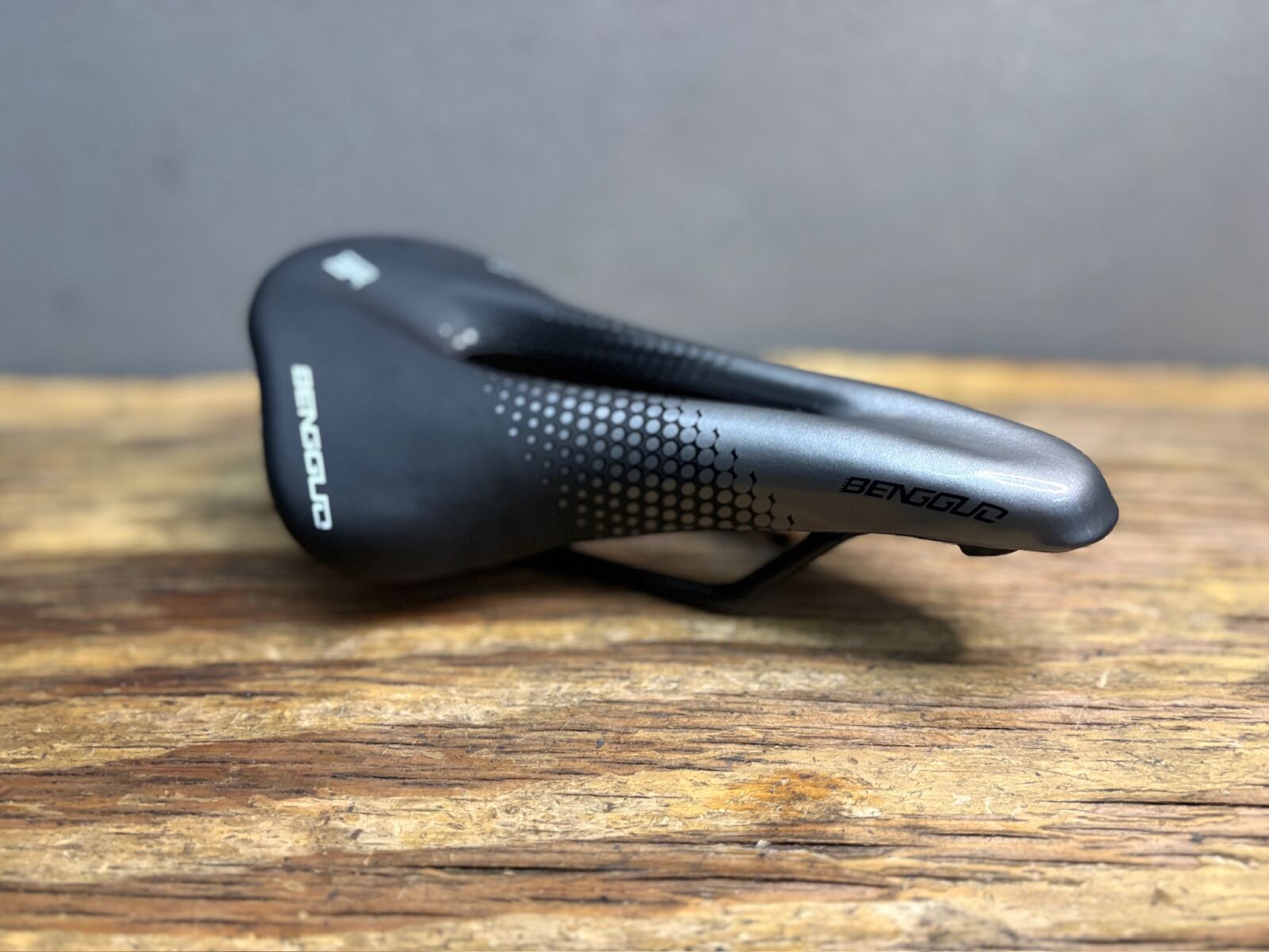 Benguo 144mm Saddle